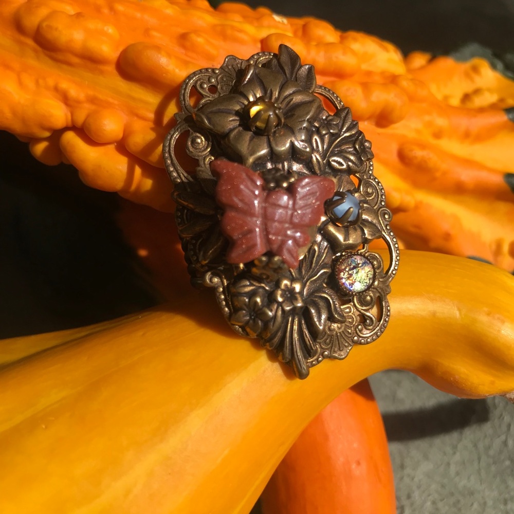 🦋 Jan Michael’s Ring